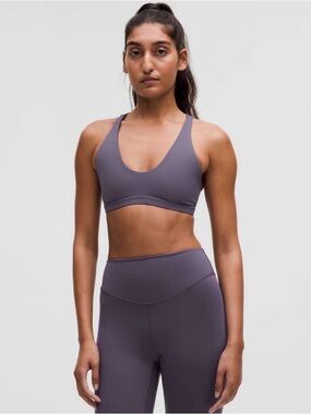Lululemon Nulu Strappy Scoop Neck Bra Light Support A/B Cup Sz 6 Mauve/lilac
